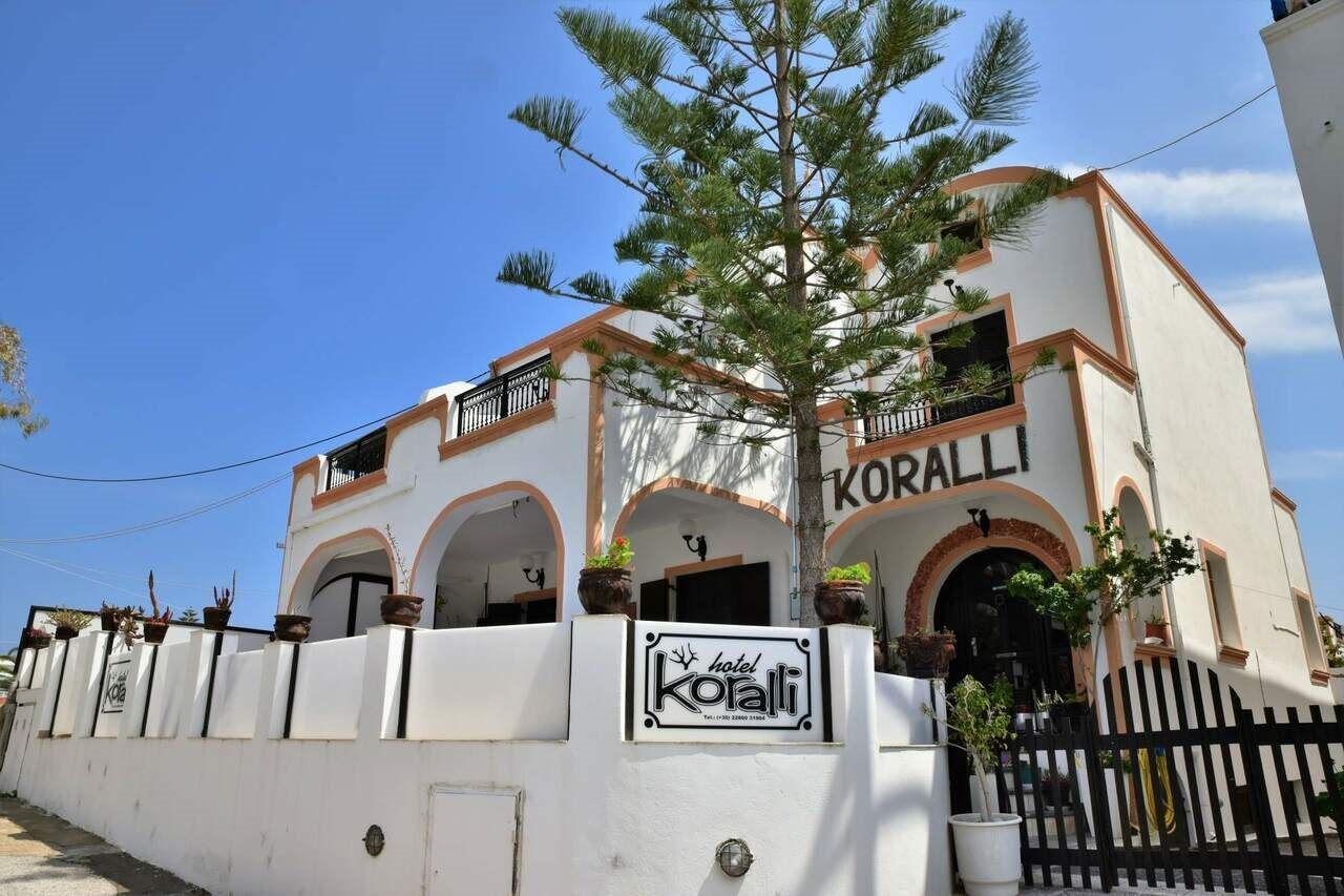 Hotel Koralli Kamári Exterior foto